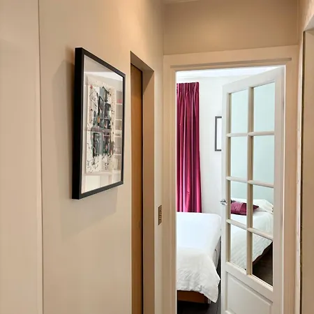 Modern Eiffel Tower Apartment Paris